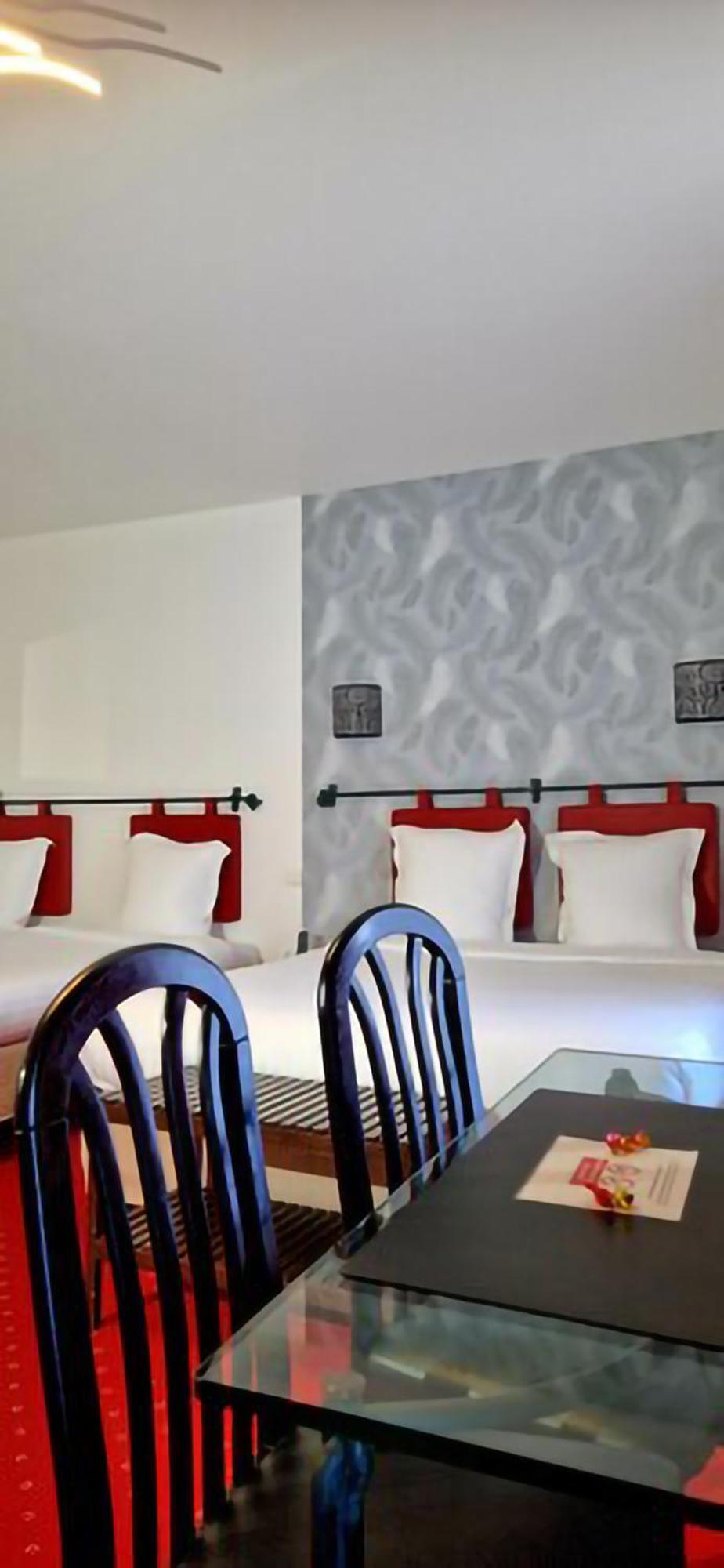Brit Hotel Essentiel Pontivy Robic エクステリア 写真