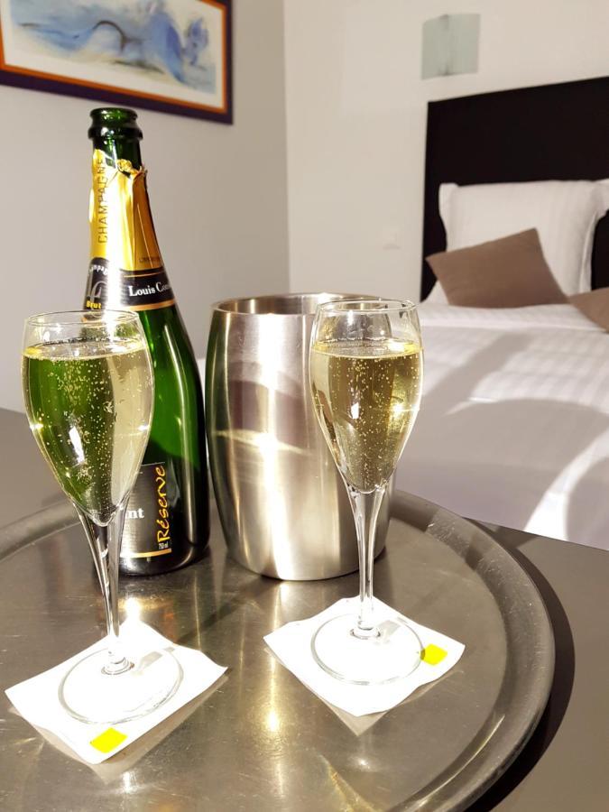Brit Hotel Essentiel Pontivy Robic エクステリア 写真