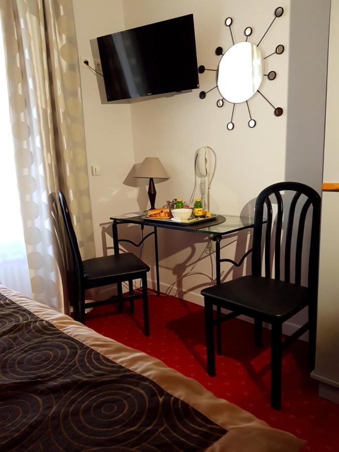 Brit Hotel Essentiel Pontivy Robic エクステリア 写真